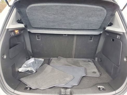 Certified 2022 Chevrolet Trax LT w/ LT Convenience Package image 11