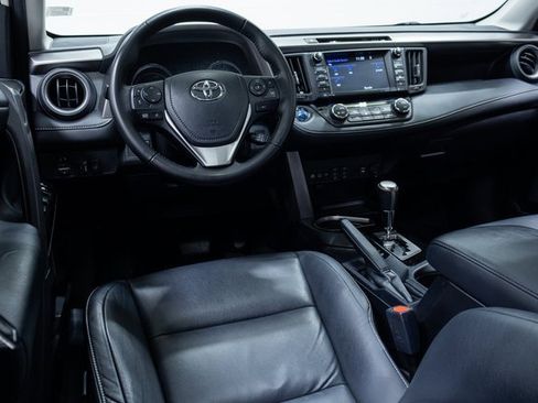 Used 2017 Toyota RAV4 Limited image 19