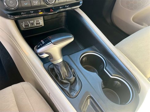 Used 2021 Dodge Durango SXT image 16