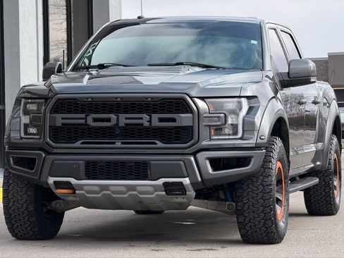 Used 2018 Ford F150 Raptor w/ Equipment Group 802A Luxury image 4