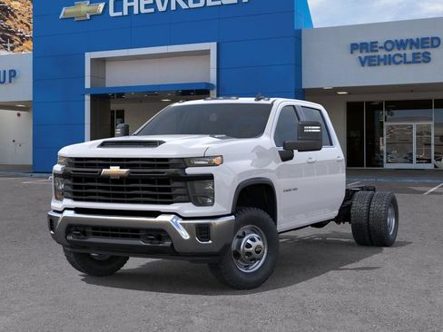 New 2026 Chevrolet Silverado 3500 W/T w/ WT Convenience Package RWD image 6