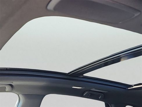 Used 2022 Acura RDX A-Spec image 16