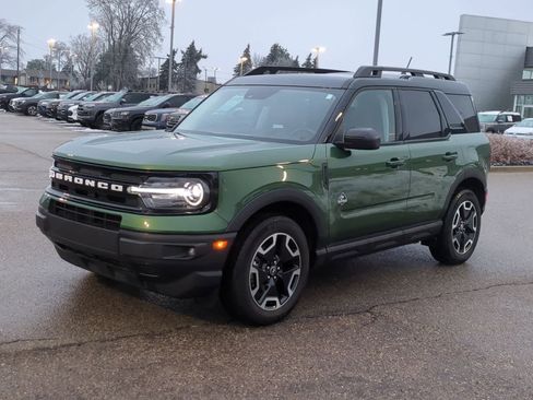 Certified 2023 Ford Bronco Sport Outer Banks w/ Tech Package image 4