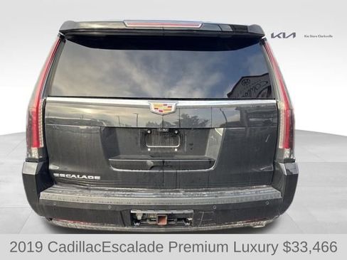 Used 2019 Cadillac Escalade Premium Luxury image 7