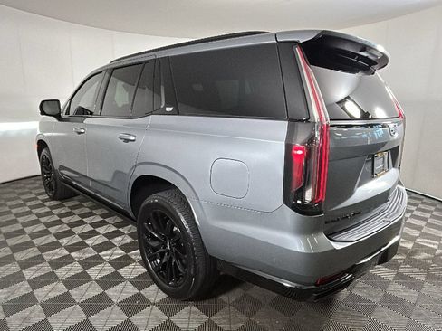 Used 2023 Cadillac Escalade Sport Platinum w/ LPO, ONYX Package AWD/4WD image 5