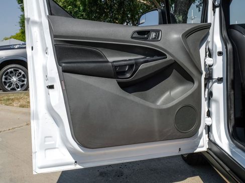 Used 2022 Ford Transit Connect XL image 38