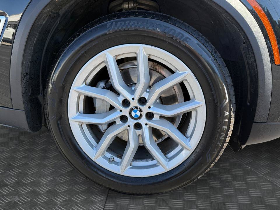 Used 2023 BMW X5 xDrive40i w/ Premium Package AWD/4WD image 25