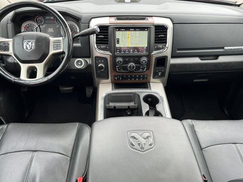 Used 2018 RAM 3500 Laramie image 13