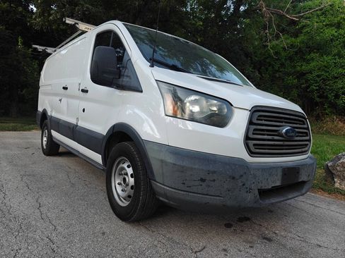 Used 2018 Ford Transit 150 130 Low Roof RWD image 2