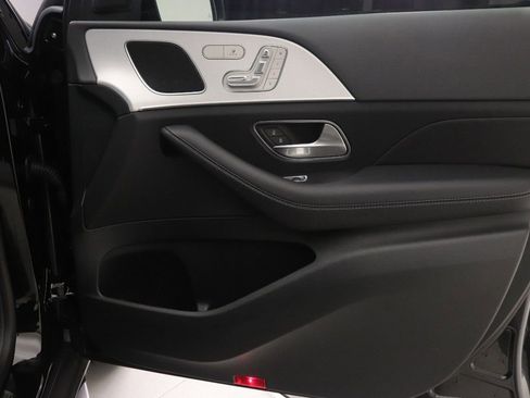 Used 2025 Mercedes-Benz GLE 350 4MATIC image 24