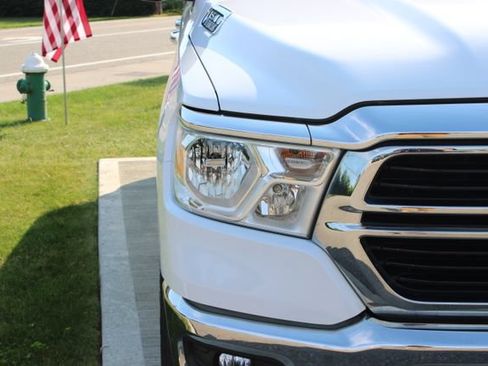Used 2020 RAM 1500 Big Horn AWD/4WD image 3