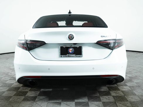 New 2024 Alfa Romeo Giulia Sprint RWD image 6