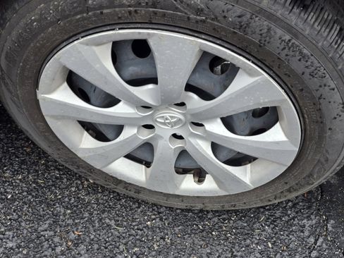 Certified 2024 Toyota Corolla LE image 11