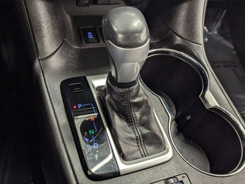 Used 2019 Toyota Highlander Limited image 14