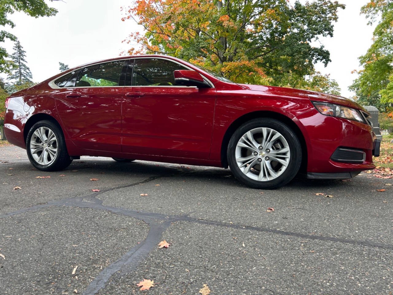 Used 2014 Chevrolet Impala LT w/ Convenience Package FWD image 2