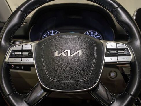 Used 2022 Kia Telluride S image 19