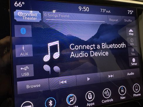 Used 2018 Chrysler Pacifica Limited w/ Advanced Safetytec Group image 29