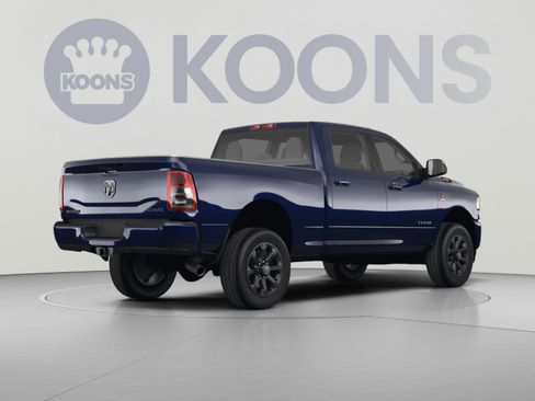 Used 2022 RAM 2500 Big Horn w/ Night Edition AWD/4WD image 4
