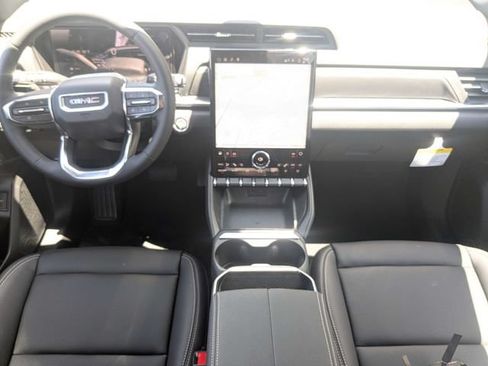 New 2027 GMC Terrain Elevation w/ Elevation Premium Package FWD image 16