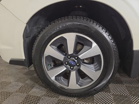 Used 2018 Subaru Forester 2.5i Premium AWD/4WD image 33