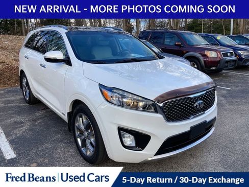Used 2017 Kia Sorento SX image 1