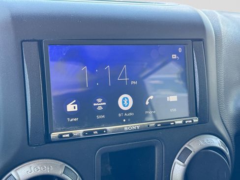 Used 2016 Jeep Wrangler Unlimited Sport AWD/4WD image 28