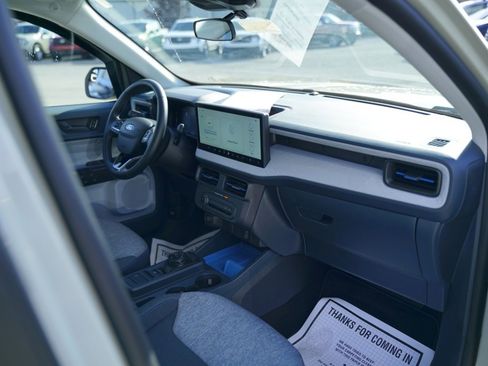 Used 2025 Ford Maverick XLT w/ XLT Luxury Package image 15