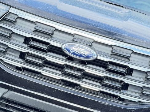 New 2026 Ford Explorer Active w/ Active Comfort Package AWD/4WD image 3