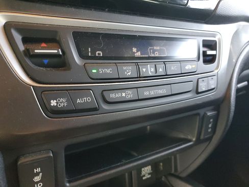 Used 2017 Honda Ridgeline RTL-T image 28