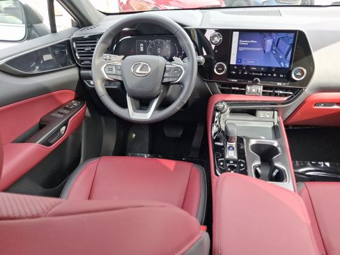Used 2024 Lexus NX 250 FWD w/ Cold Area Package image 9