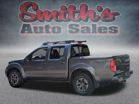 Used 2017 Nissan Frontier PRO-4X w/ Pro-4x Luxury Package AWD/4WD image 3