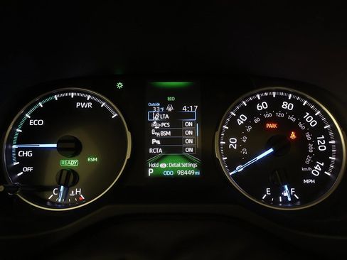 Used 2021 Toyota RAV4 XLE Premium image 37