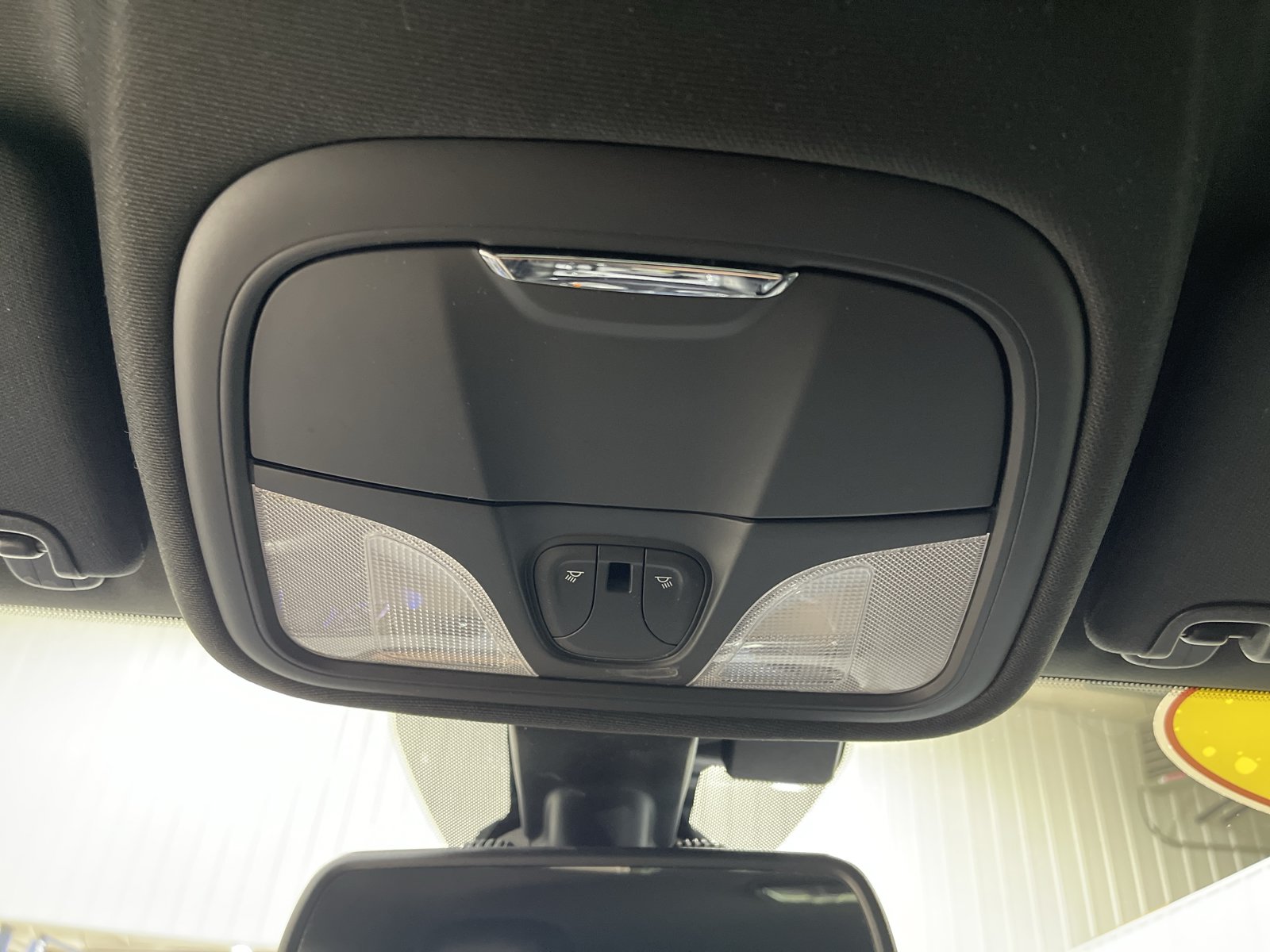 Used 2016 Chrysler 200 S w/ Comfort Group FWD image 21