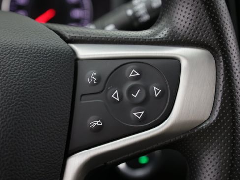 Used 2024 GMC Terrain SLE w/ Elevation Edition FWD image 25