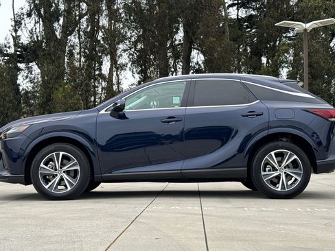 Certified 2024 Lexus RX 350 FWD w/ Technology Package image 2