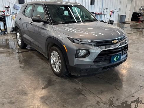 Certified 2023 Chevrolet TrailBlazer LS FWD image 4