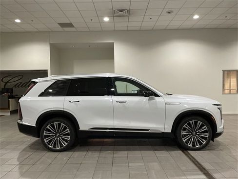 New 2026 Cadillac Vistiq Premium Luxury image 7