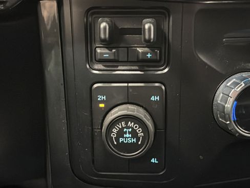 Used 2022 Ford F150 XLT w/ Equipment Group 302A High AWD/4WD image 33