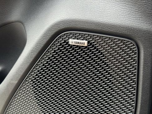 New 2025 Mitsubishi Outlander SEL image 21