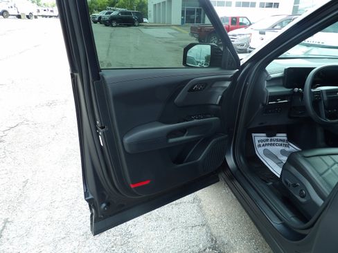 Used 2027 Kia Telluride EX X-Line w/ Towing Package AWD/4WD image 15
