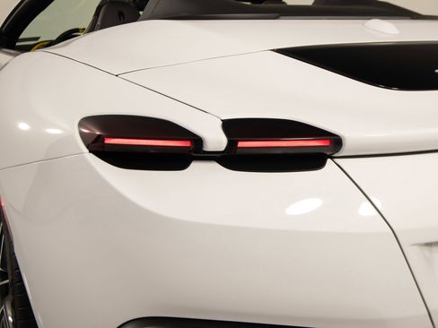 Certified 2026 Ferrari Roma Spider RWD image 15