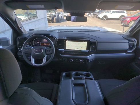New 2026 GMC Sierra 2500 SLE w/ SLE Value Package; AWD/4WD image 9