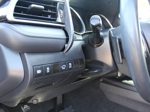 Used 2020 Toyota Camry SE FWD image 44