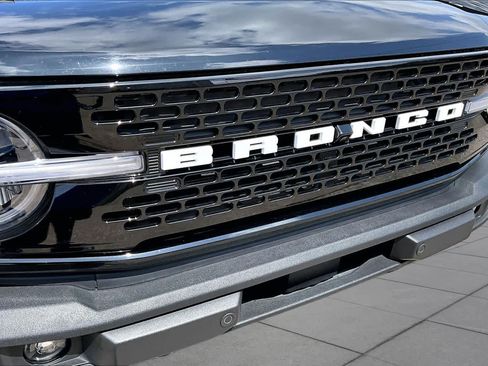 Used 2025 Ford Bronco Outer Banks w/ Sasquatch Package AWD/4WD image 30