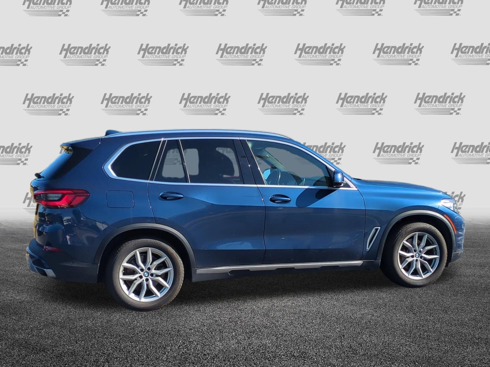 Used 2020 BMW X5 xDrive40i w/ Executive Package AWD/4WD image 11