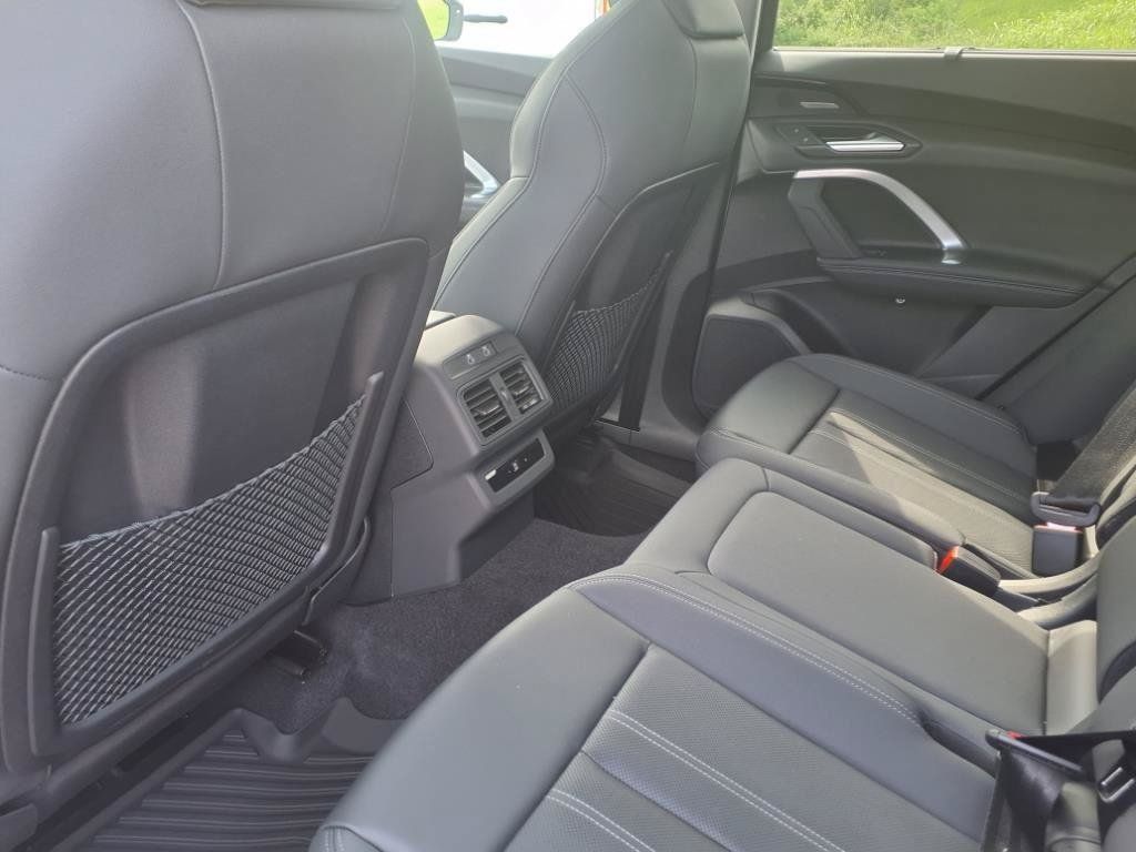 Used 2025 Audi Q5 Premium Plus AWD/4WD image 10