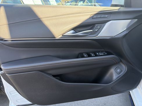 Used 2021 Cadillac CT4 Sport image 9