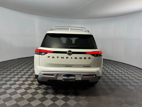 Used 2024 Nissan Pathfinder Platinum w/ Black Appearance Package image 8