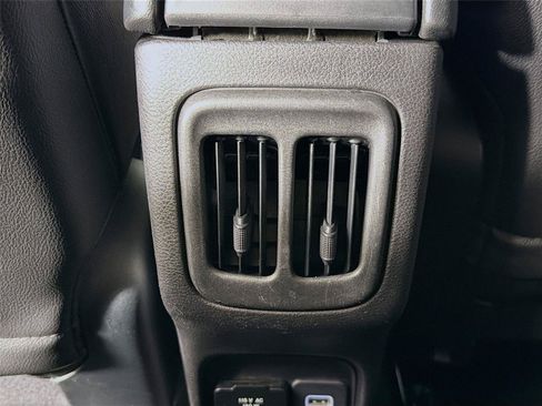 Used 2019 Jeep Compass Limited AWD/4WD image 28