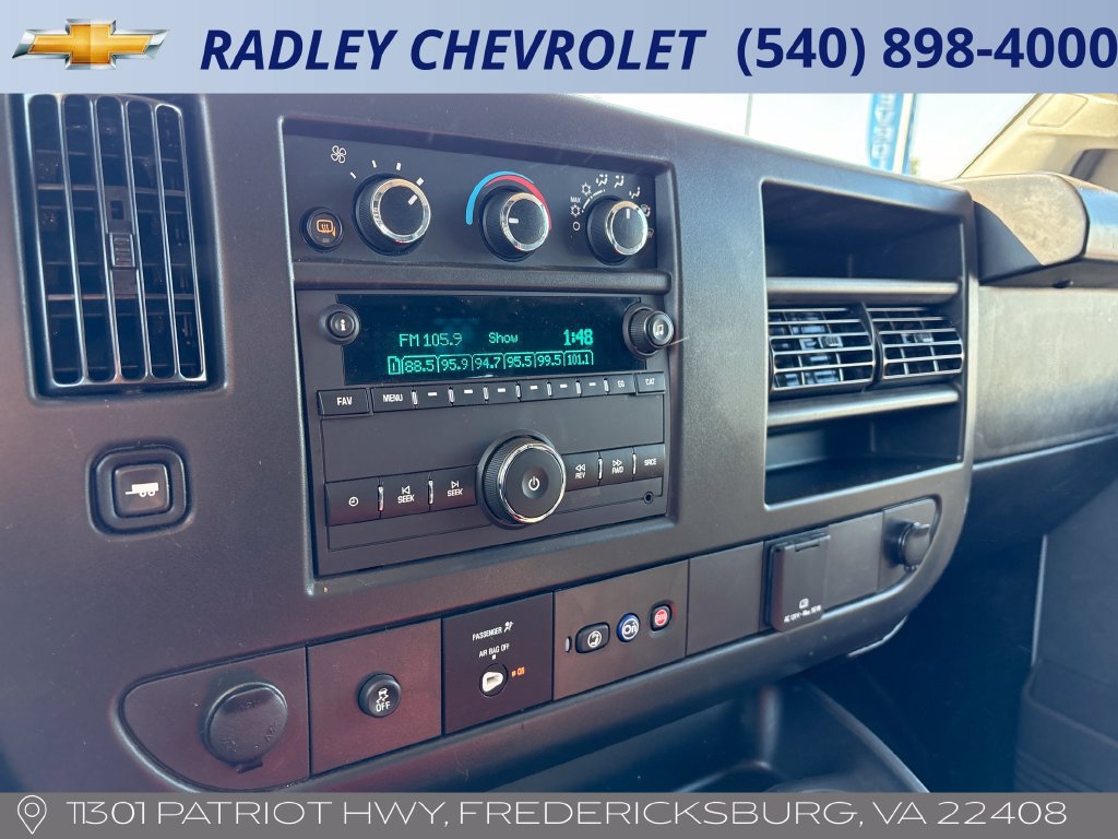 Used 2025 GMC Savana 2500 w/ Driver Convenience Package RWD image 8
